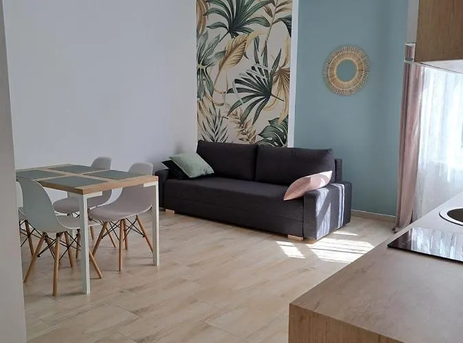 Апартаменты Sloneczne - 750 M Do Morza, W Centrum Устка